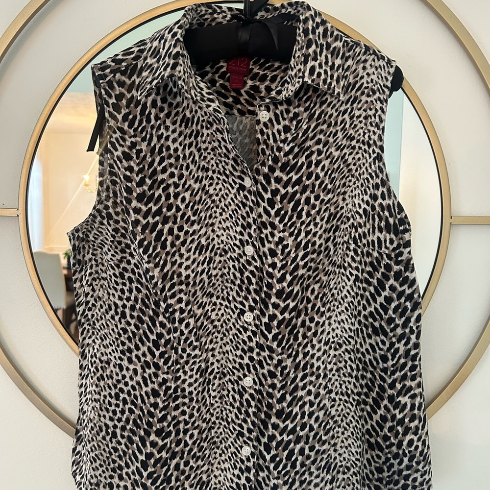212 Collection Animal Print Sleeveless Button Down Shirt